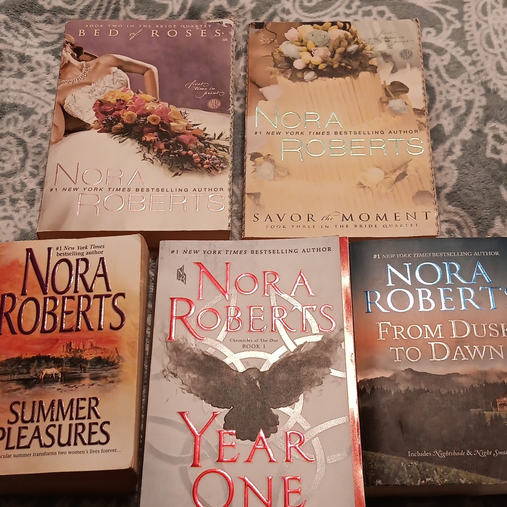 5 Nora Robert's Novels